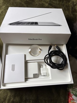 MacBook Pro 13” Plata 2017