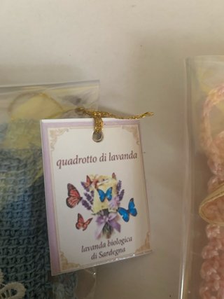 Coppia quadrotti artigianali di lavanda .