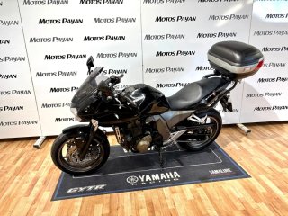 Kawasaki Z 750 S Negra