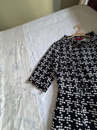 Vestido manga francesa blanco y negro Talla M