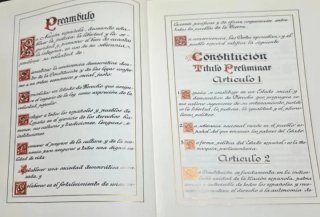 Libro Constitución Española