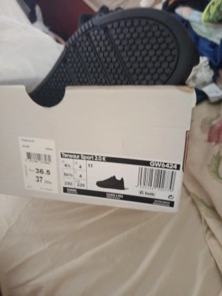 Zapatillas Adidas tensaur Niño T36,5 Negras