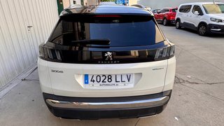 Peugeot 3008 hybrid4 300cv