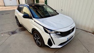 Peugeot 3008 hybrid4 300cv