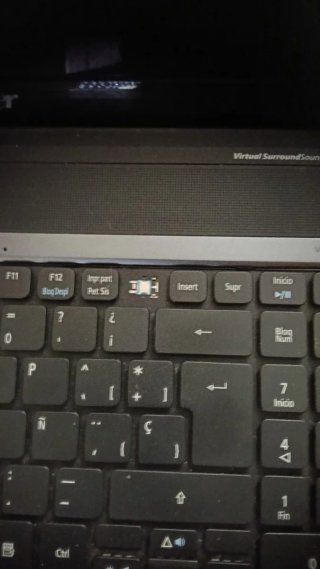 Portátil Acer Aspire 5536