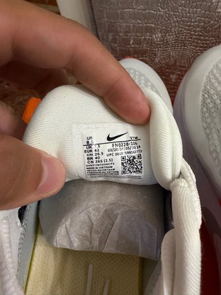 Nike Journey Run Rojo Blanco
