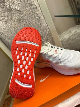 Nike Journey Run Rojo Blanco