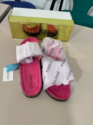 Sandalias Tulipano rosas con hebilla