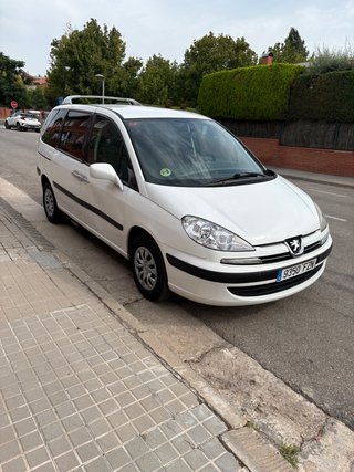 Peugeot 807 2008