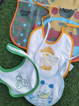Bavaglini per neonati e bambini