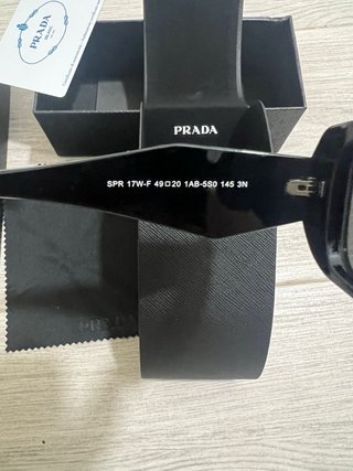 Gafas de sol Prada Negras