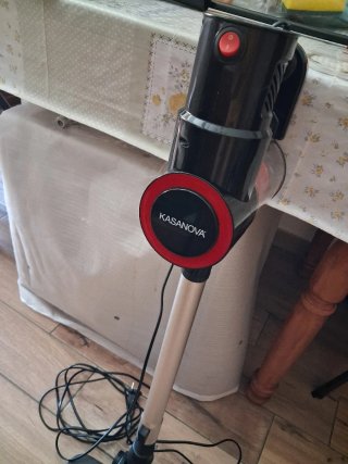 Aspirapolvere Kasanova nero e rosso