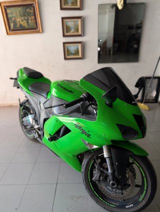 Kawasaki Ninja ZX6R Verde