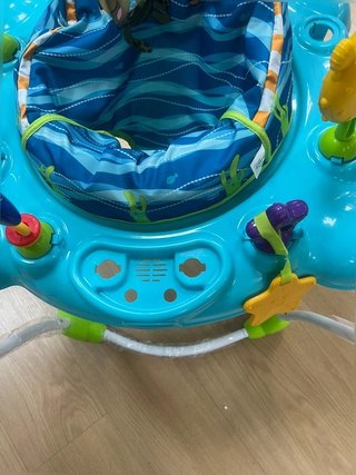 Saltador Disney Nemo Bright Starts Mar de
