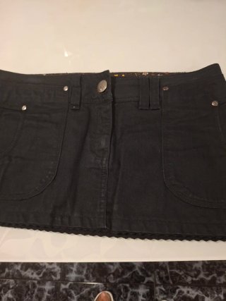Minifalda vaquera Sicko 19 negra,muy mini