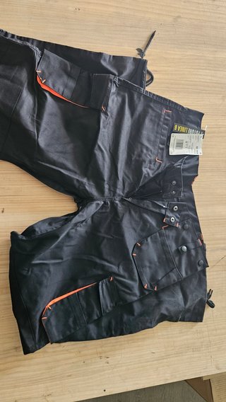 Lote Pantalones Trabajo y más prendas Velilla