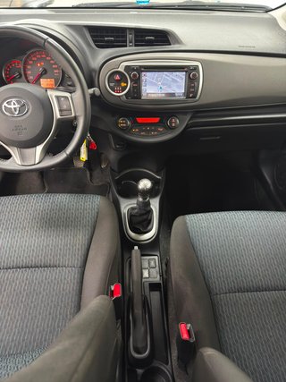 Toyota Yaris 100 ACTIVE