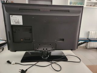 Samsung LED negre de 32 polzades (81 cm)
