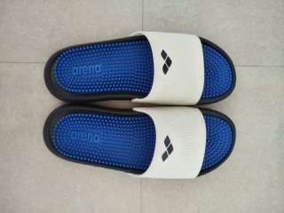 Ciabatte Arena Blu e Bianco