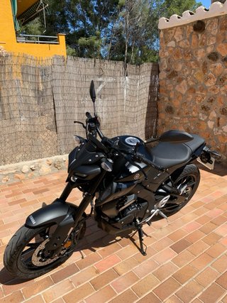 Yamaha MT-125 Negra 2024