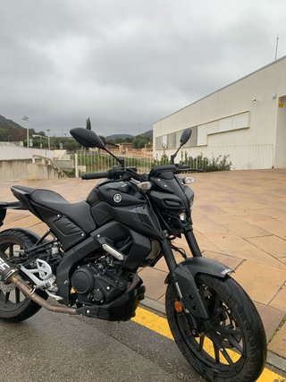 Yamaha MT-125 Negra 2024
