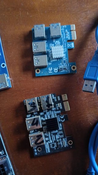 Lotto 8 Riser PCIe Mining Server