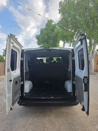 Opel Vivaro 2006 6 plazas