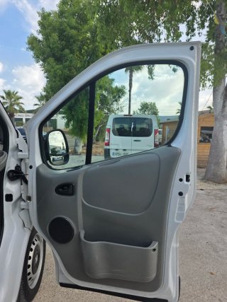 Opel Vivaro 2006 6 plazas