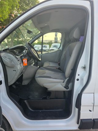 Opel Vivaro 2006 6 plazas