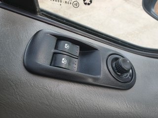 Opel Vivaro 2006 6 plazas
