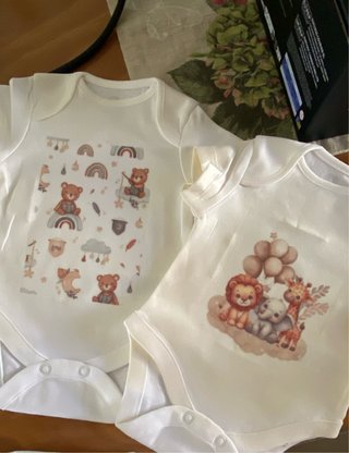 Bodys de bebé com estampados fofos