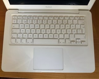 MacBook Bianco 13 2010 Funzionante