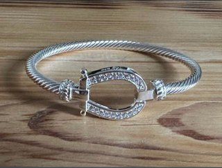 Pulsera herradura con circonitas