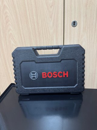 Maletín Bosch 103 piezas Titanium