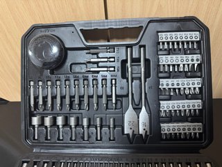 Maletín Bosch 103 piezas Titanium