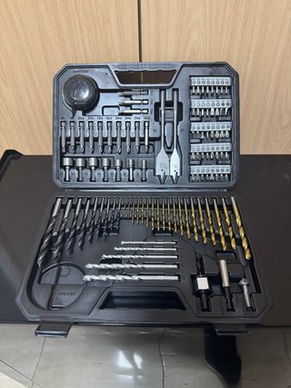Maletín Bosch 103 piezas Titanium