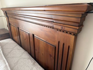 Dormitorio madera maciza