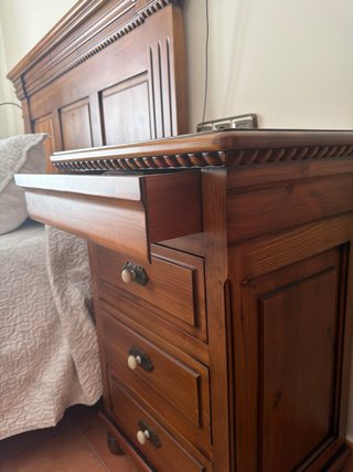 Dormitorio madera maciza