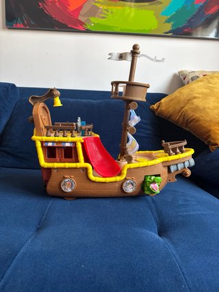 Barco Pirata Jake y los Piratas del PNJ