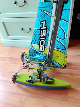 Lego Technic Catamarano 42105