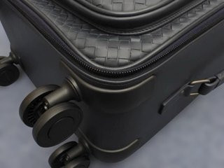 Bottega Veneta Maleta Cabina Intrecciato Negra