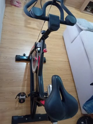 Bicicleta Estática ONEFIT en ALCANTARILLA