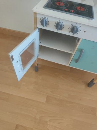 Cocina de juguete de madera
