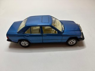 Mercedes-Benz 190E Polistil 1:25 Made in Italy