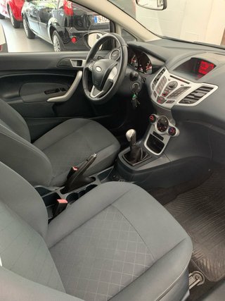 FORD FIESTA 1.2 TITANIUM 96CV