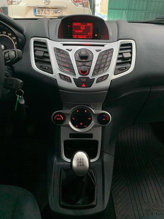 FORD FIESTA 1.2 TITANIUM 96CV