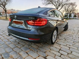 BMW 318GT