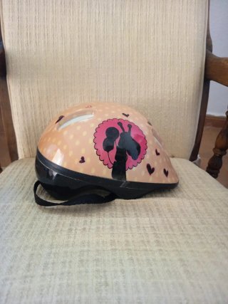 Casco bici niña rosa lunares