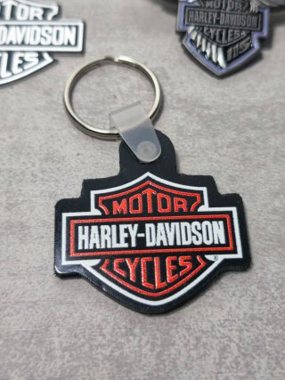 Pin Harley Davidson Llavero y pegatina
