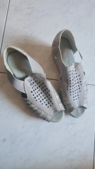 Sandalias Plataforma Beige/Plata Talla 38
